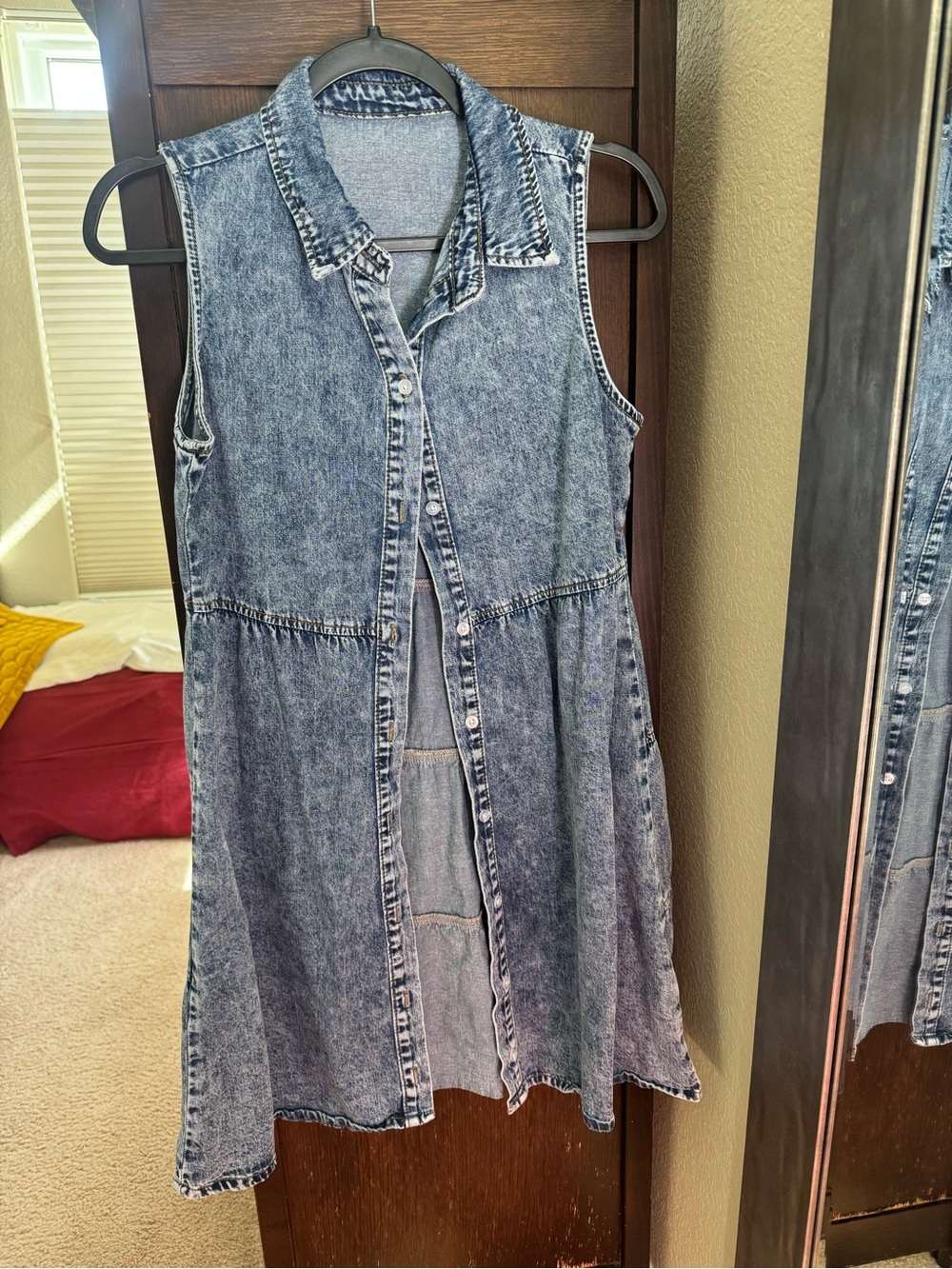 Amazon Women's Sleeveless Acid Wash Denim Dress - Blue